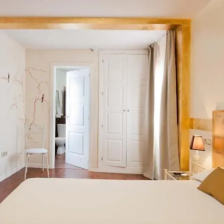 Yit Puerta Bisagra Konukevi 2*
